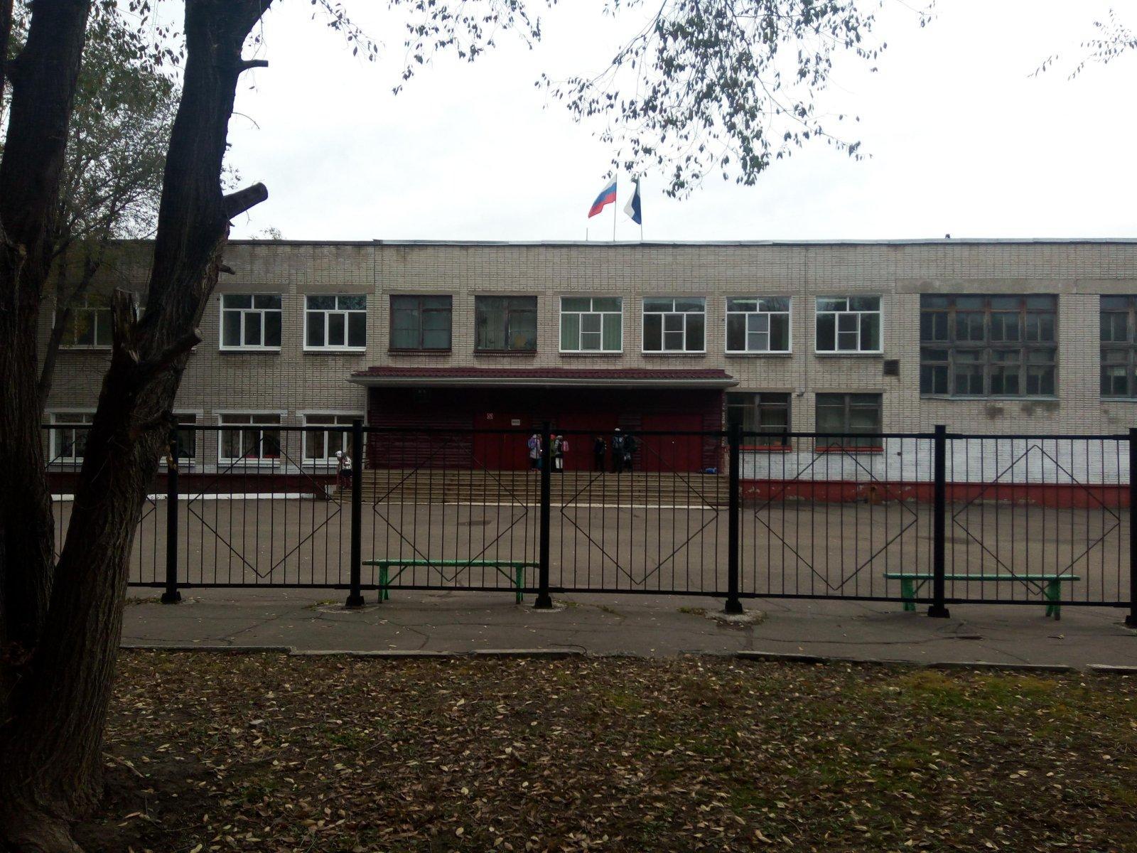 Вручение аттестатов в школах и гимназиях города Барановичи