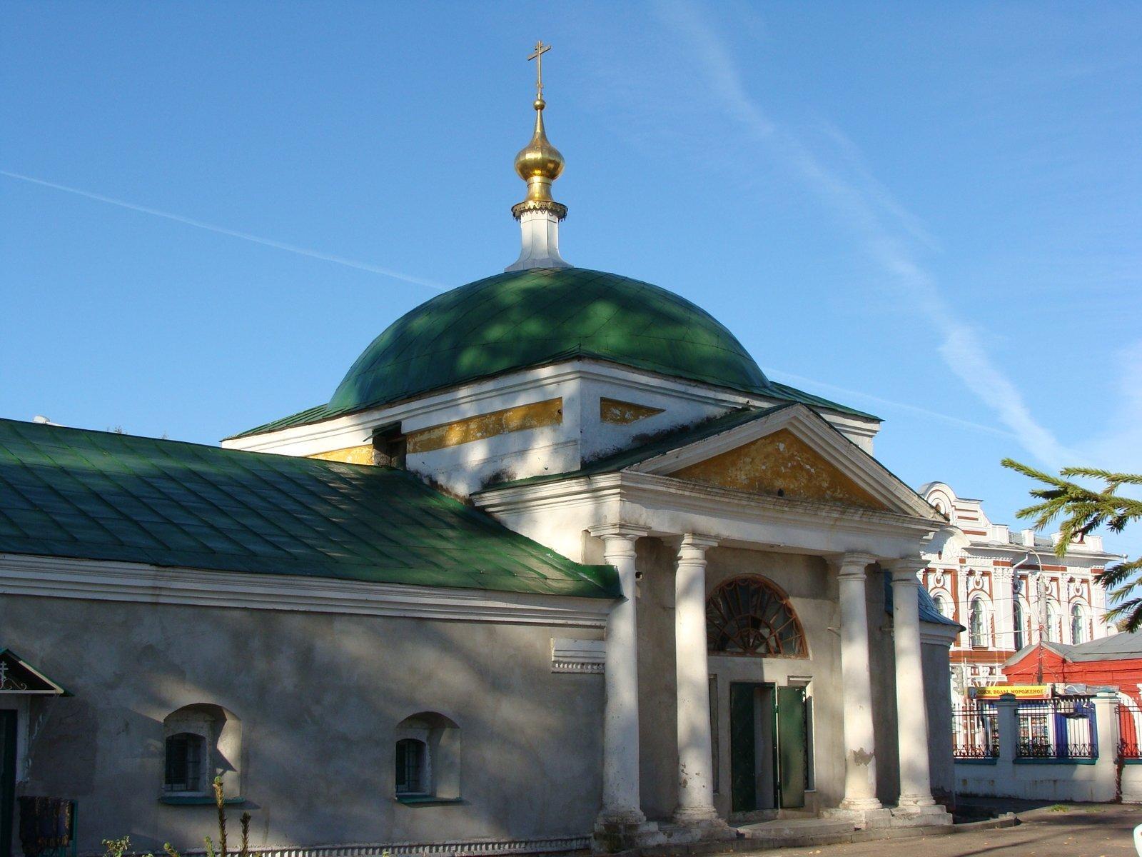 Храм солунского. Церковь Димитрия Солунского в Ярославле. Приход храма Святого великомученика Дмитрия Солунского Ярославль. Храм Дмитрия Солунского Воронеже. Храм Святого великомученика Дмитрия Солунского Курск.