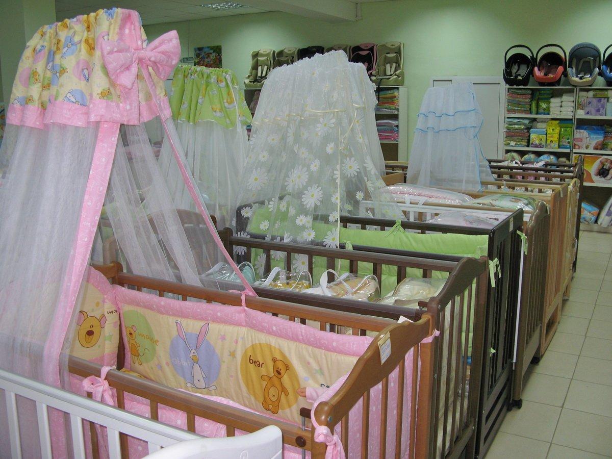 Купить кроватки коляски. Детские коляски и кроватки. Коляски и кроватки для новорожденных. Детские кроватки и коляски для новорожденных. Кроватка детская для новорожденных в магазине.